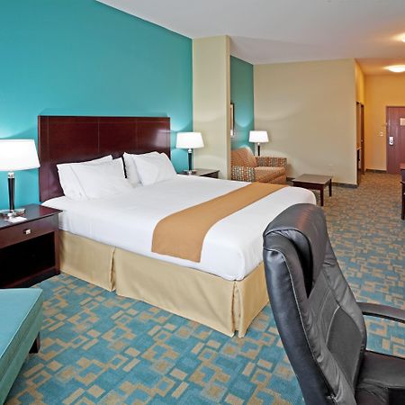 Holiday Inn Express Hotel & Suites Salem, An Ihg Hotel Exterior photo